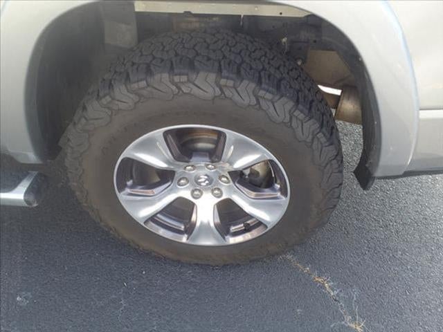 2022 RAM 1500 Laramie Crew Cab 4x4 5'7' Box
