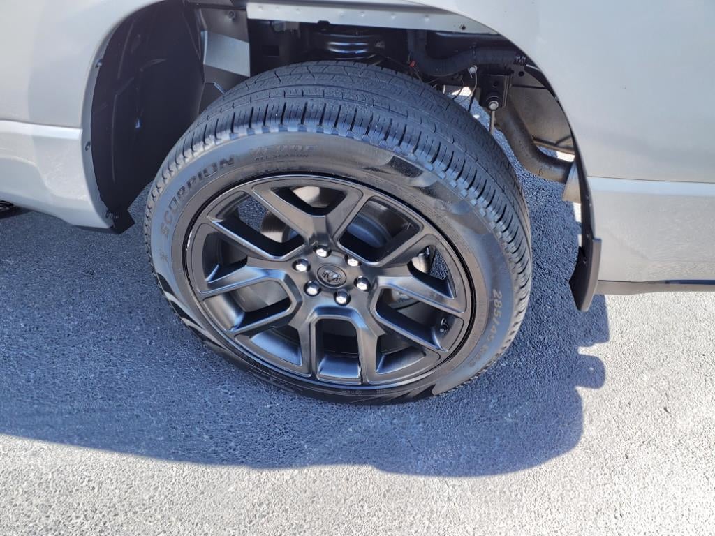 2023 RAM 1500 Laramie Crew Cab 4x4 5'7' Box