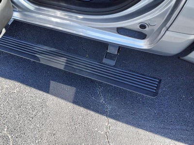 2023 RAM 1500 Laramie Crew Cab 4x4 5'7' Box