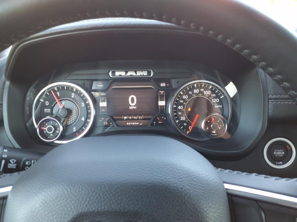 2023 RAM 1500 Laramie Crew Cab 4x4 5'7' Box