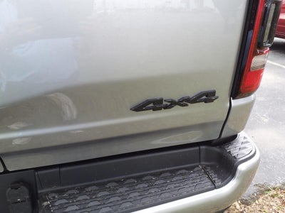 2023 RAM 1500 Laramie Crew Cab 4x4 5'7' Box
