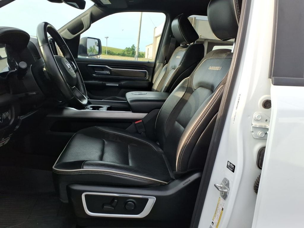2023 RAM 1500 Laramie Crew Cab 4x4 5'7' Box