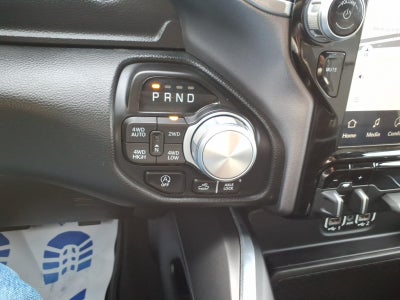 2023 RAM 1500 Laramie Crew Cab 4x4 5'7' Box