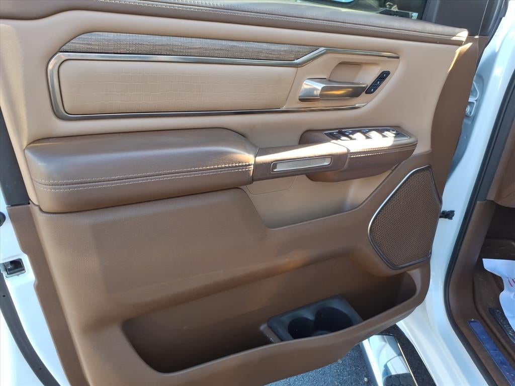 2020 RAM 1500 Laramie Longhorn Crew Cab 4x4 5'7' Box