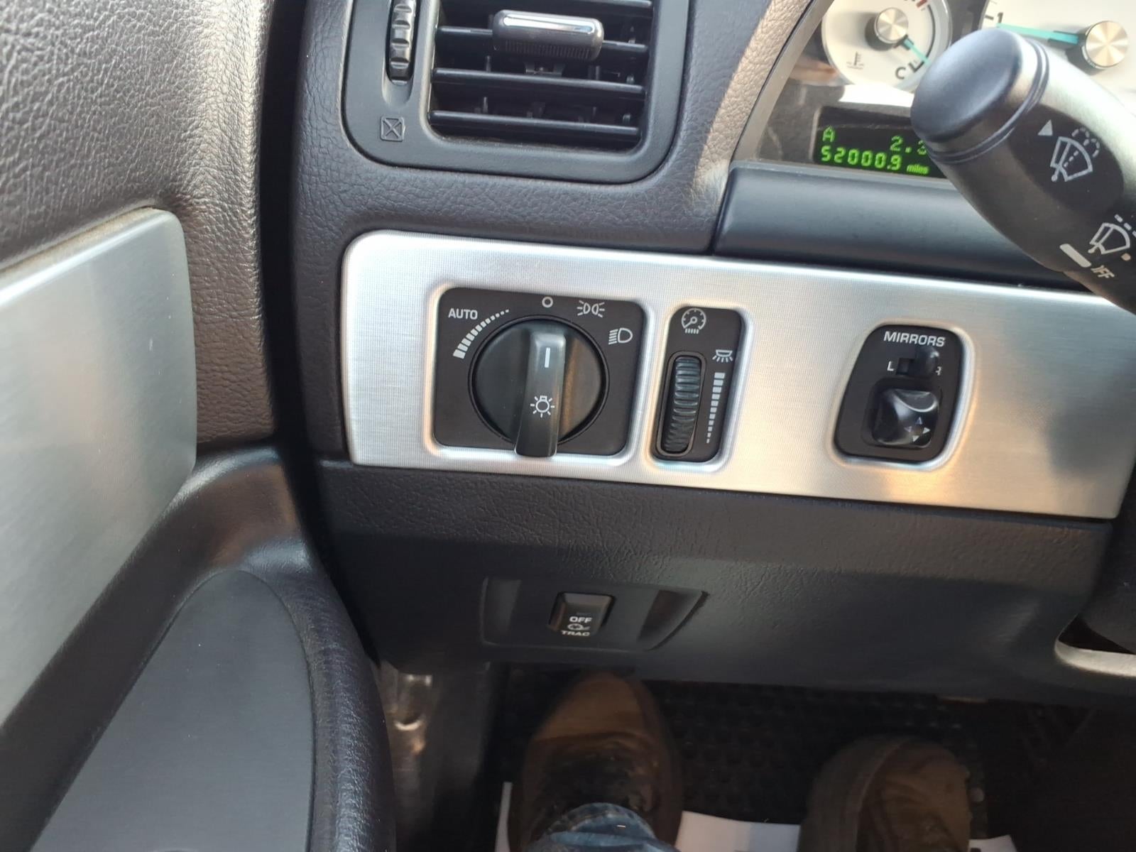 2003 Ford Thunderbird Base