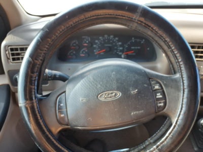2000 Ford F-350 Chassis XLT