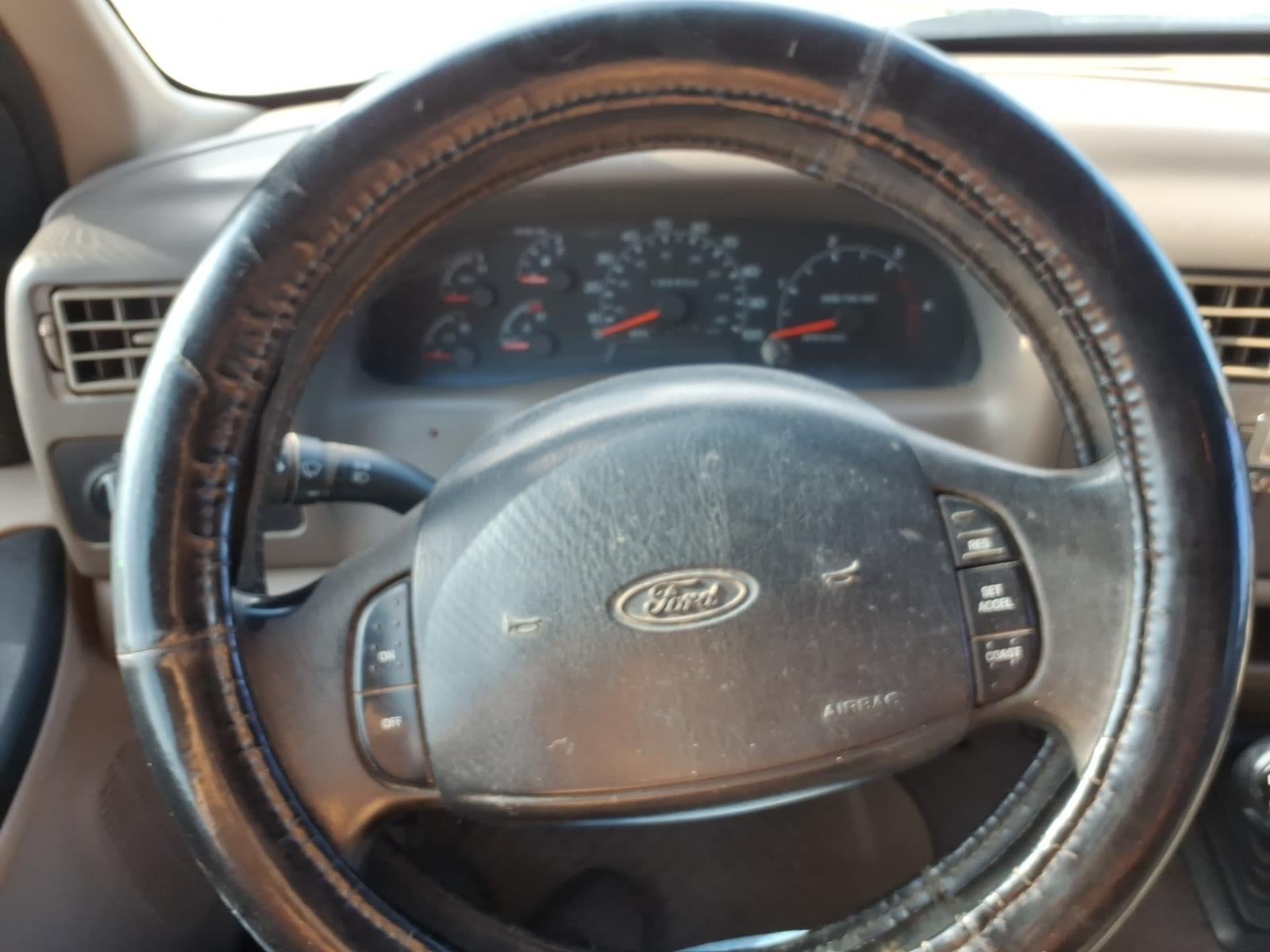 2000 Ford F-350 Chassis XLT