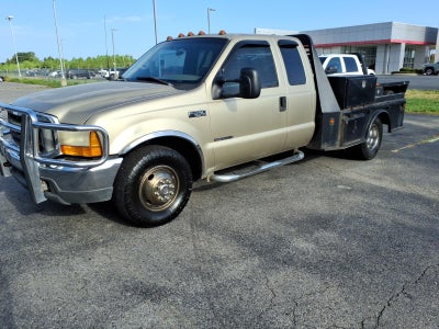 2000 Ford F-350 Chassis XLT