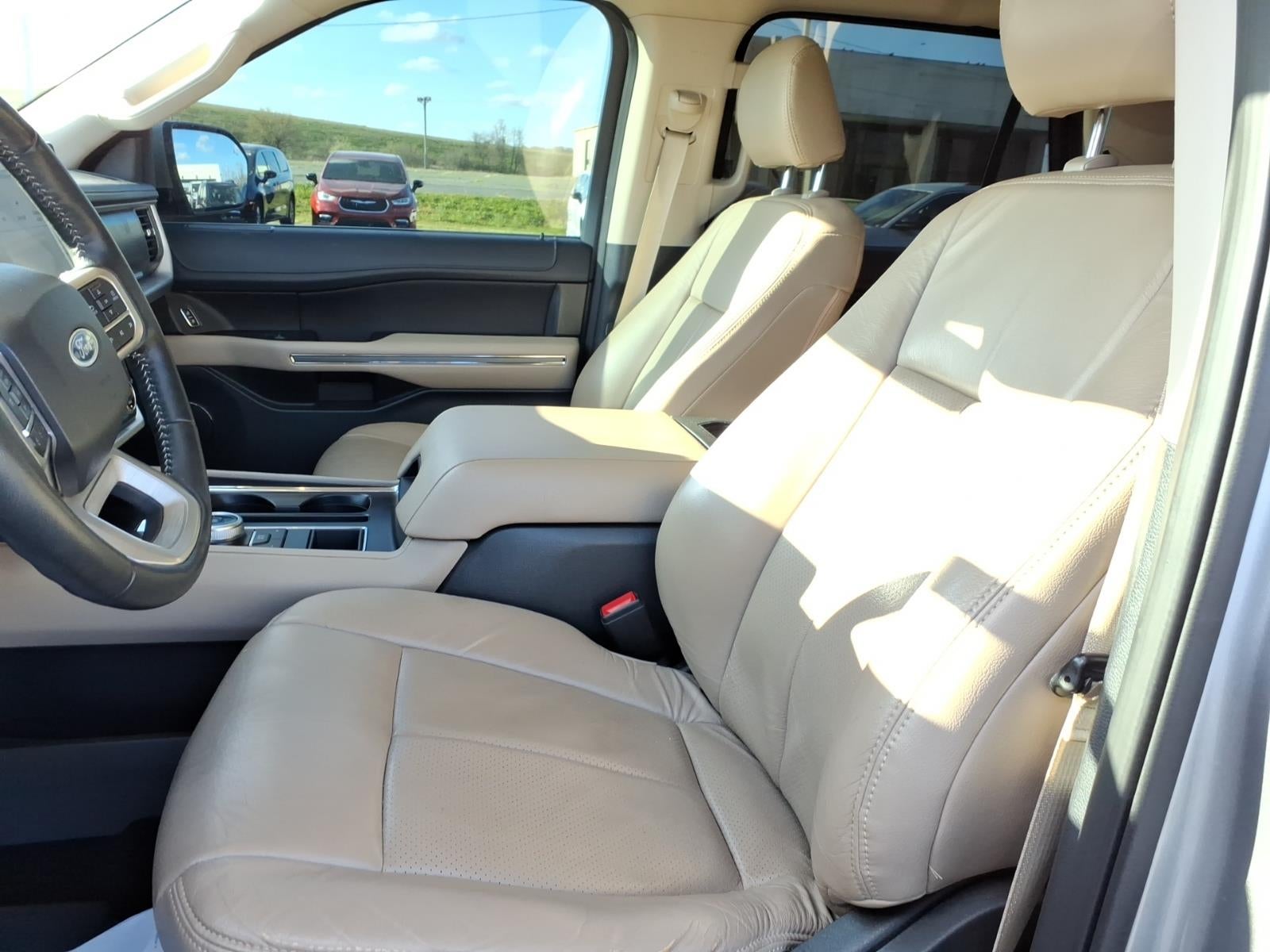 2022 Ford Expedition XLT