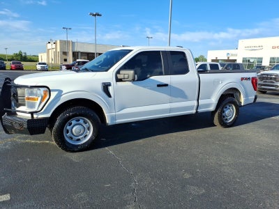 2022 Ford F-150 Base