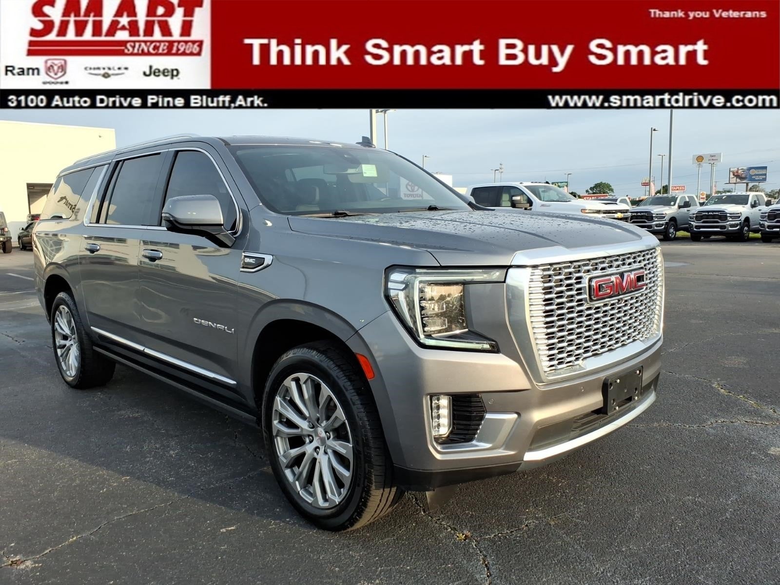 2022 GMC Yukon XL 4WD Denali