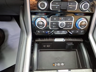 2022 GMC Yukon XL 4WD Denali