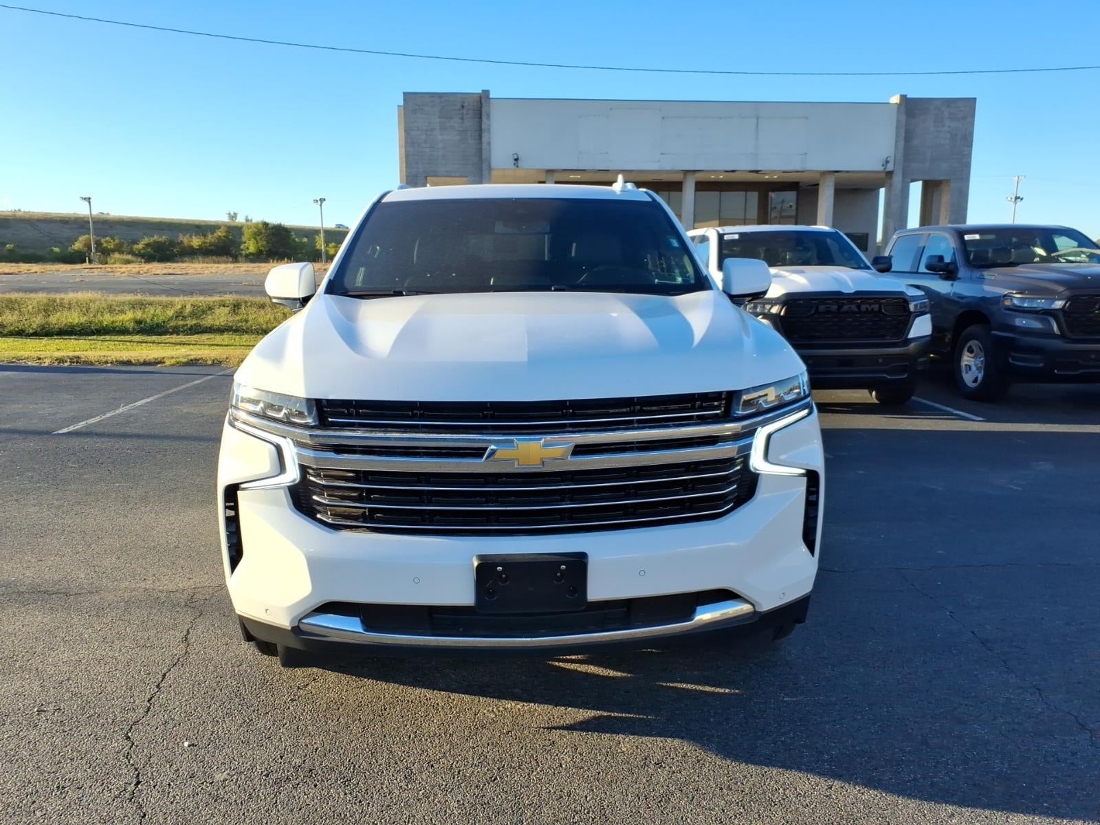 2024 Chevrolet Suburban 4WD LT