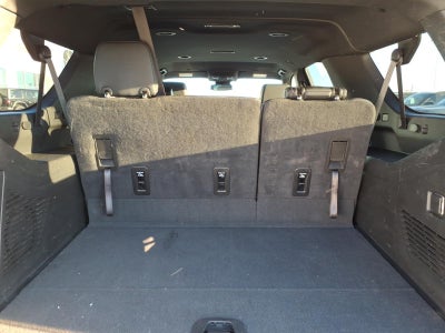 2024 Chevrolet Suburban 4WD LT