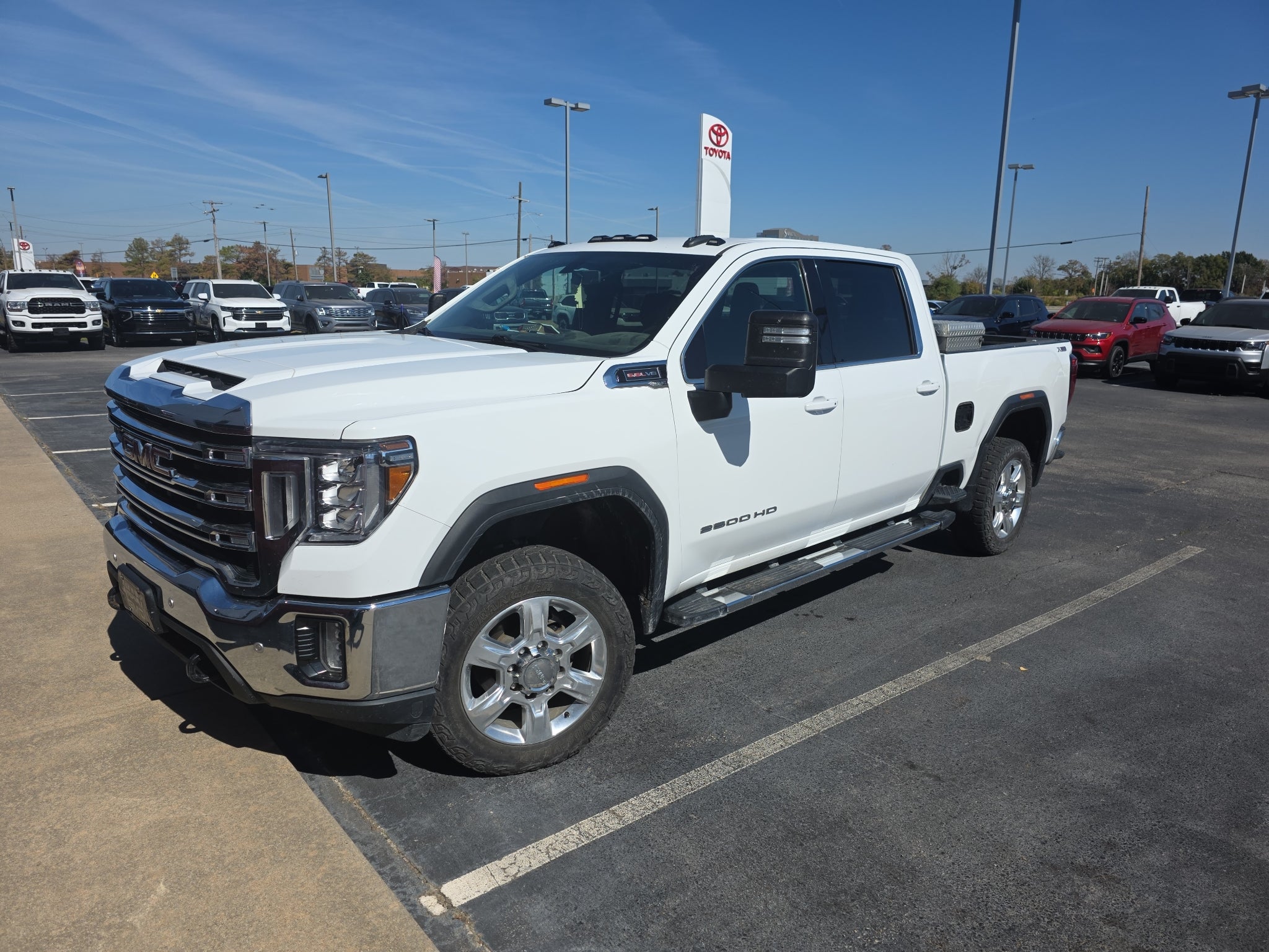 2022 GMC Sierra SLE