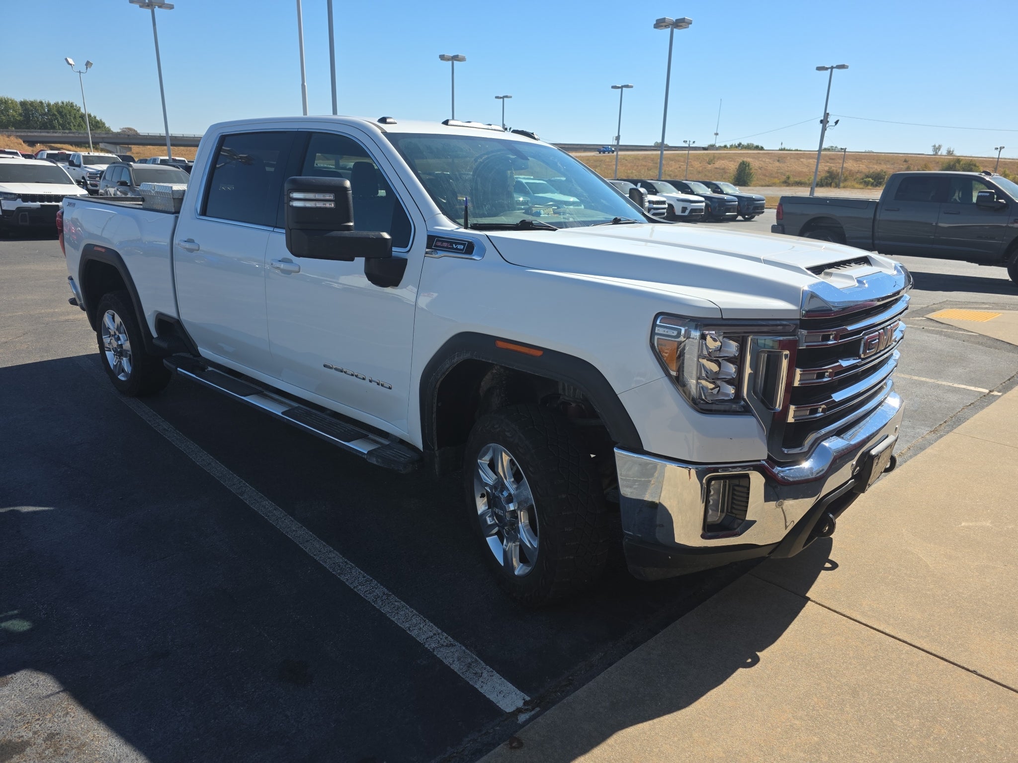 2022 GMC Sierra SLE