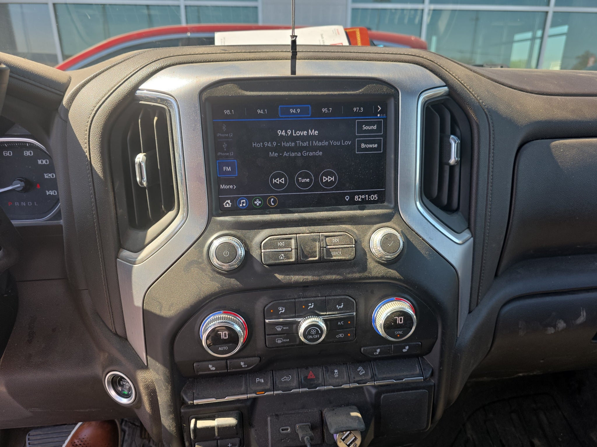 2022 GMC Sierra SLE