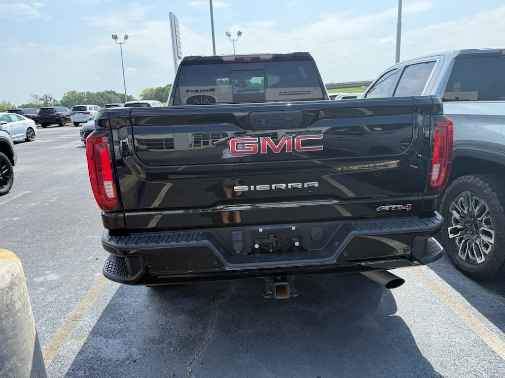 2022 GMC Sierra 2500HD 4WD Crew Cab Standard Bed AT4