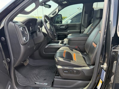 2022 GMC Sierra 2500HD 4WD Crew Cab Standard Bed AT4