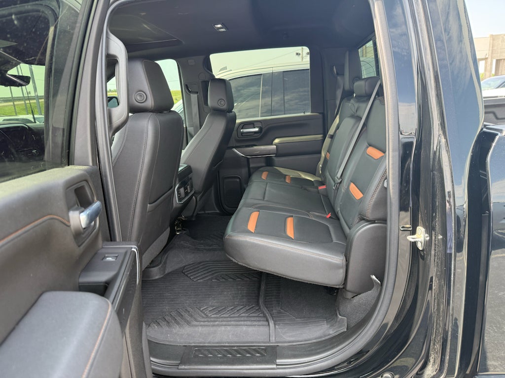 2022 GMC Sierra 2500HD 4WD Crew Cab Standard Bed AT4