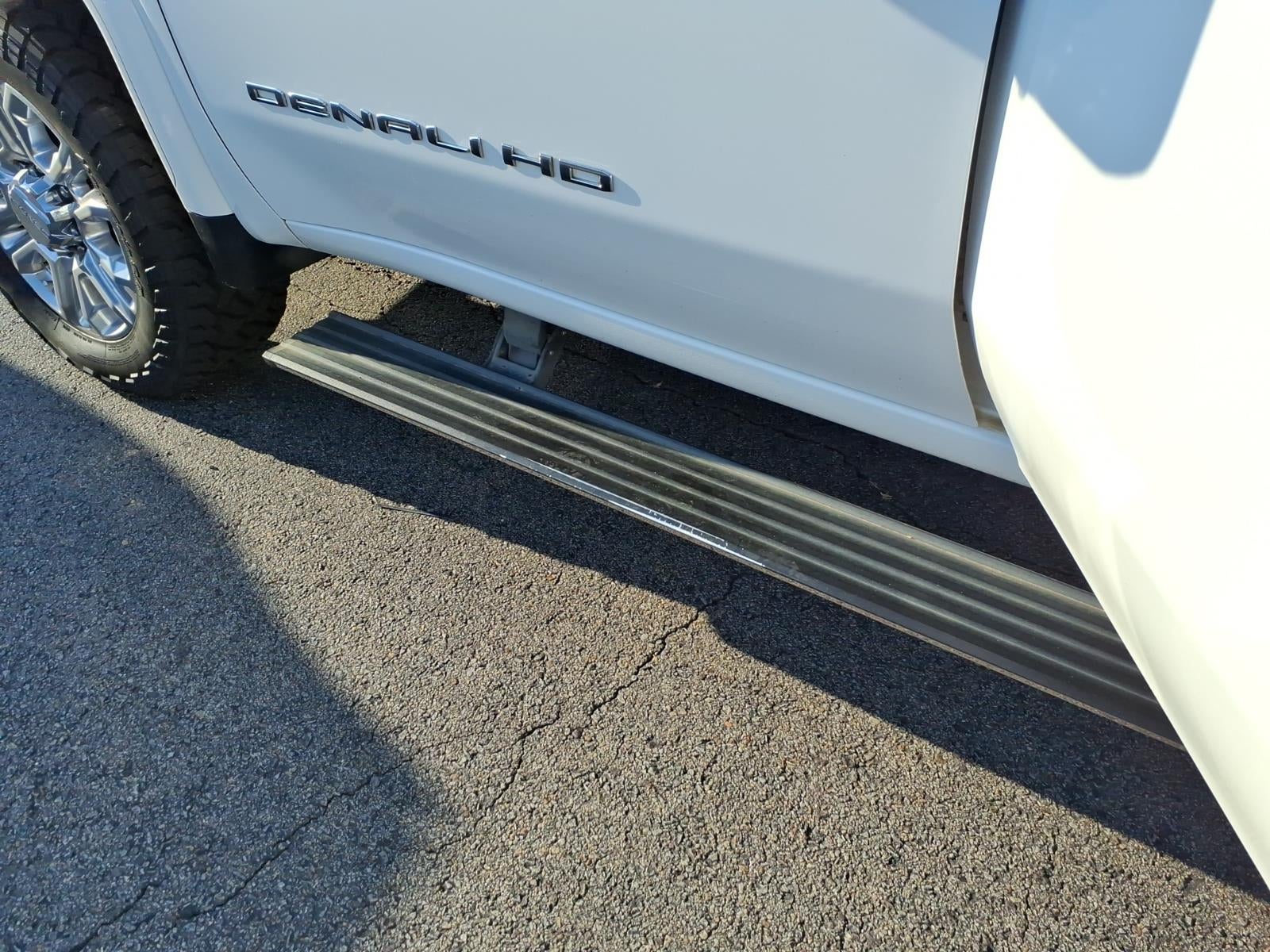 2022 GMC Sierra 2500HD 4WD Crew Cab Standard Bed Denali