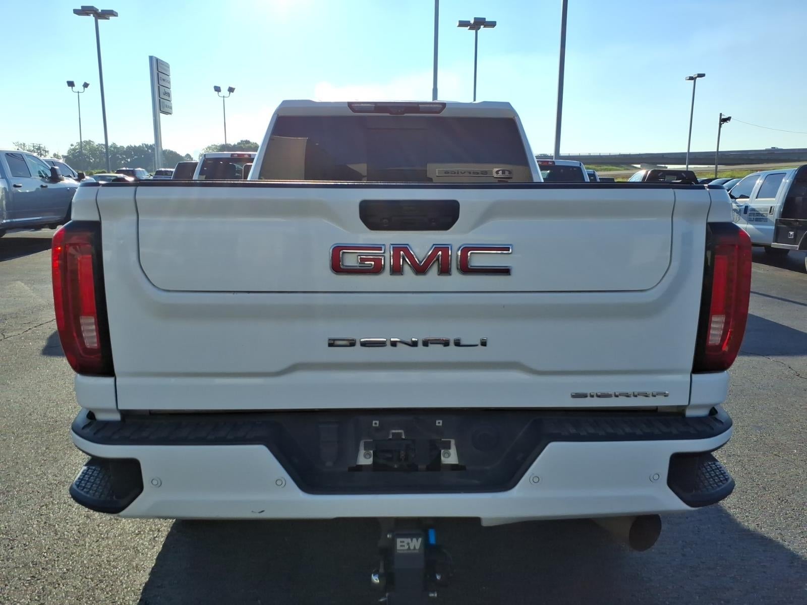 2022 GMC Sierra 2500HD 4WD Crew Cab Standard Bed Denali