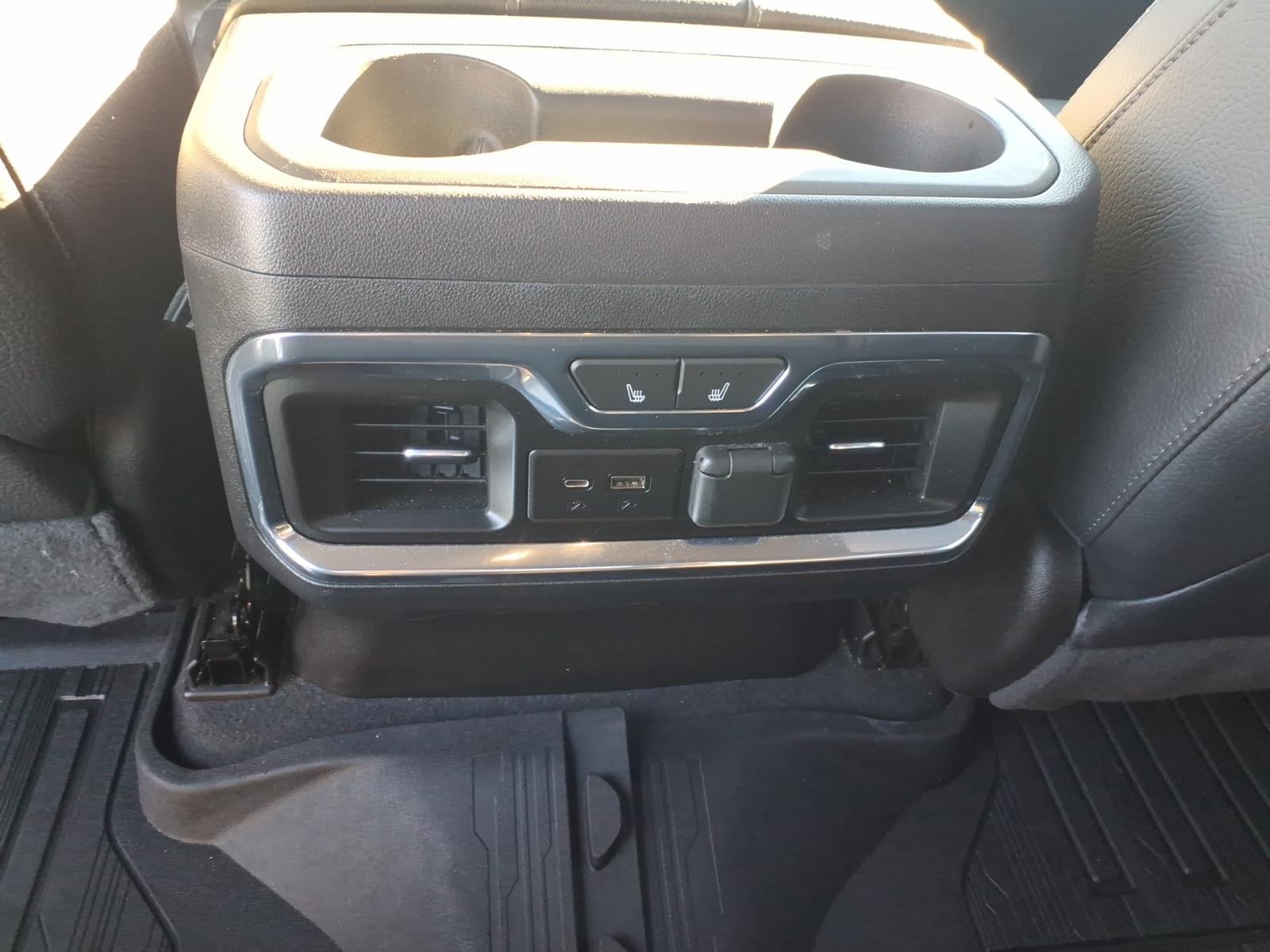 2023 GMC Sierra 3500HD 4WD Crew Cab Standard Bed Denali