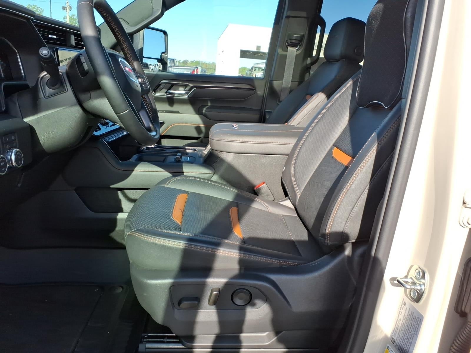 2026 GMC Sierra 2500HD Crew Cab, Standard Bed, AT4, 4WD