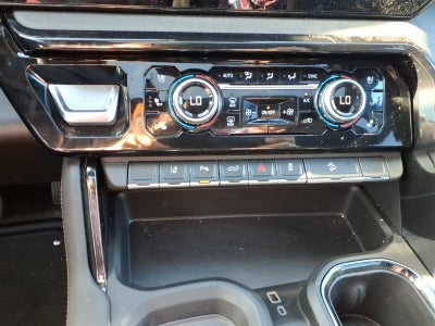 2026 GMC Sierra 2500HD Crew Cab, Standard Bed, AT4, 4WD