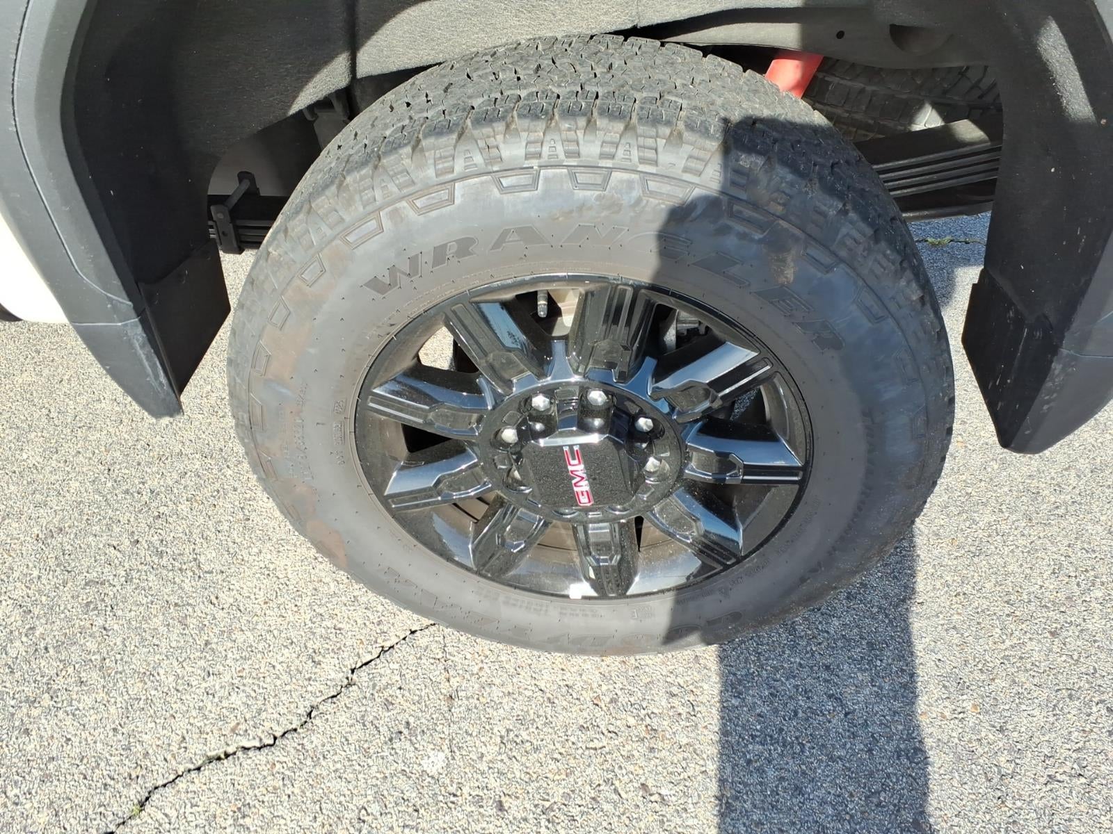 2026 GMC Sierra 2500HD Crew Cab, Standard Bed, AT4, 4WD