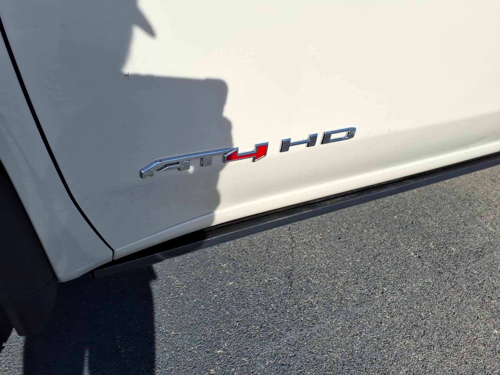 2026 GMC Sierra 2500HD Crew Cab, Standard Bed, AT4, 4WD