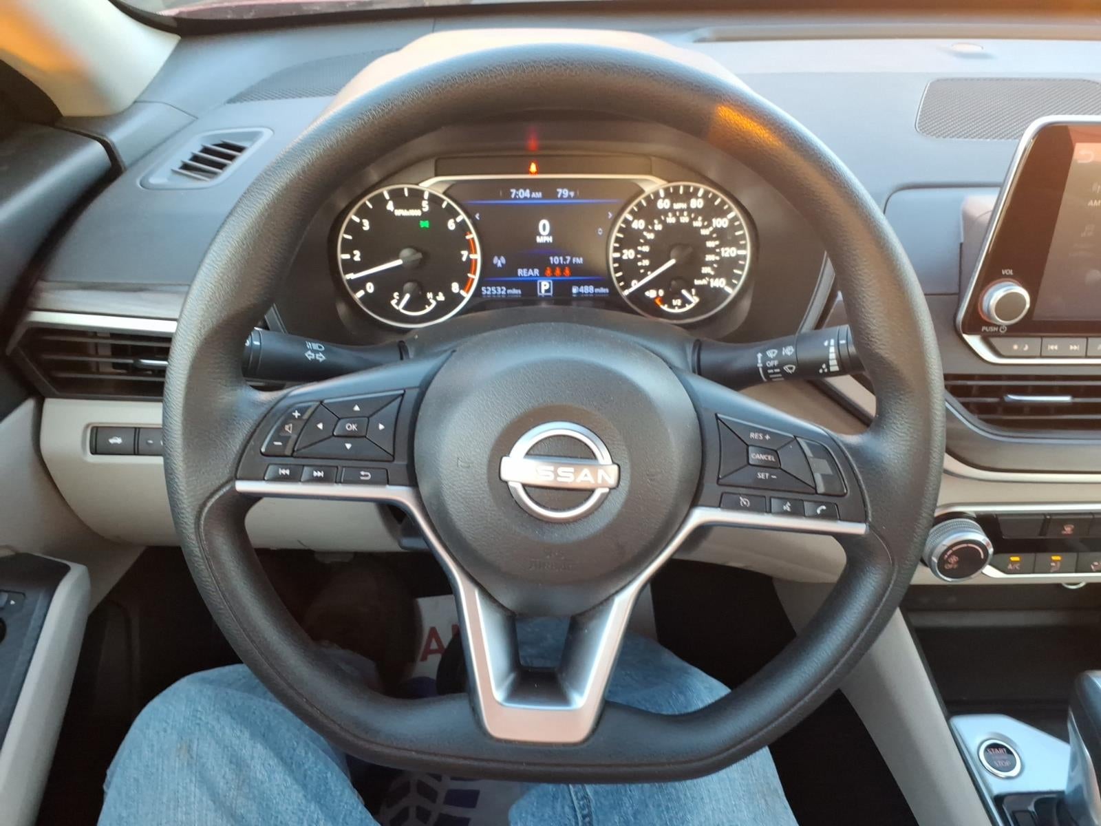 2025 Nissan Altima SV FWD