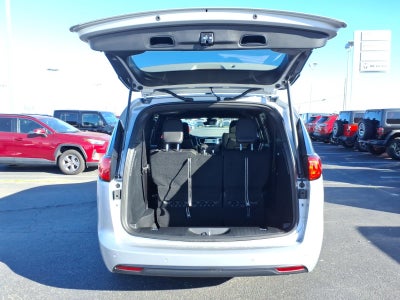 2026 Chrysler Voyager VOYAGER LX