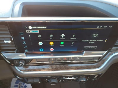 2025 Chevrolet Silverado 2500HD 4WD Crew Cab Standard Bed LT