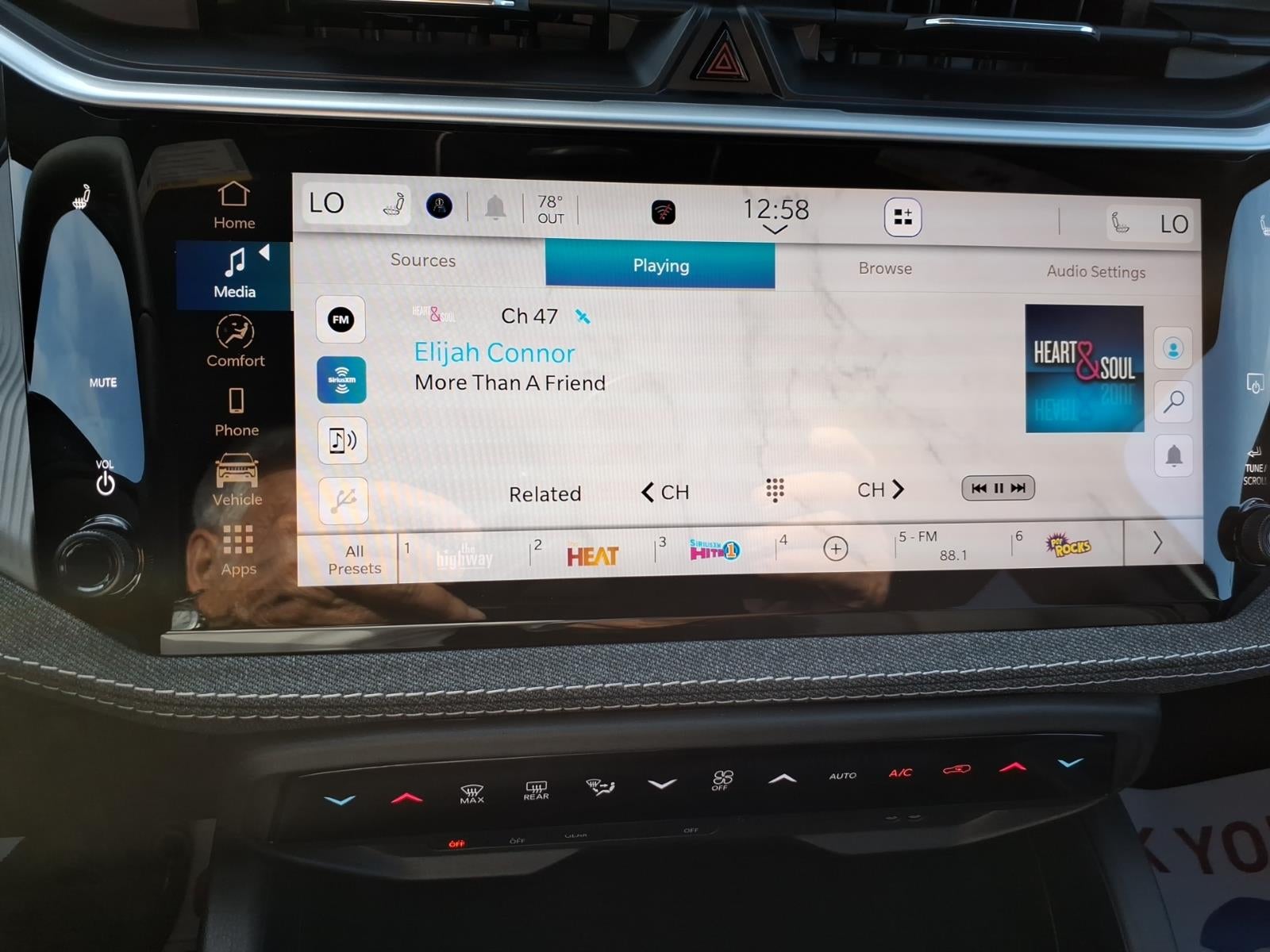 2026 Jeep Cherokee CHEROKEE LAREDO 4X4