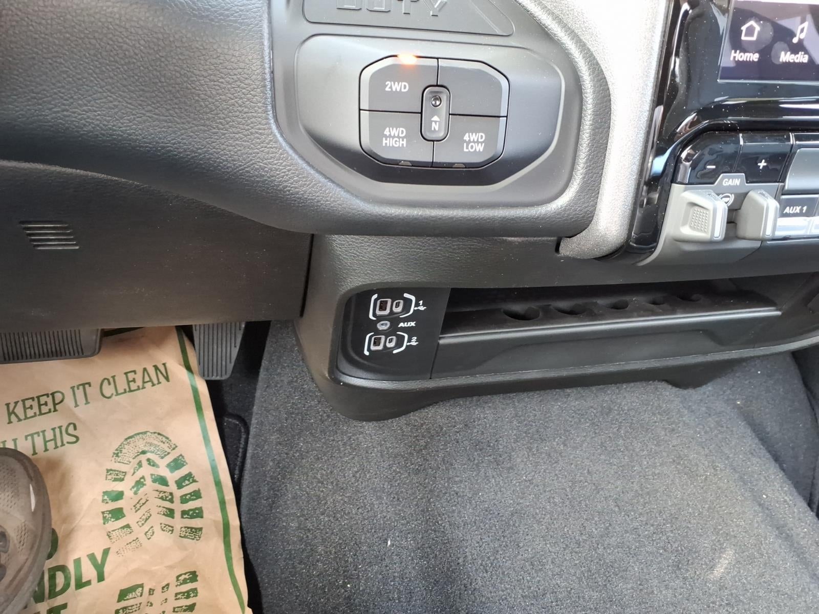 2026 RAM Ram 2500 RAM 2500 TRADESMAN CREW CAB 4X4 6'4' BOX