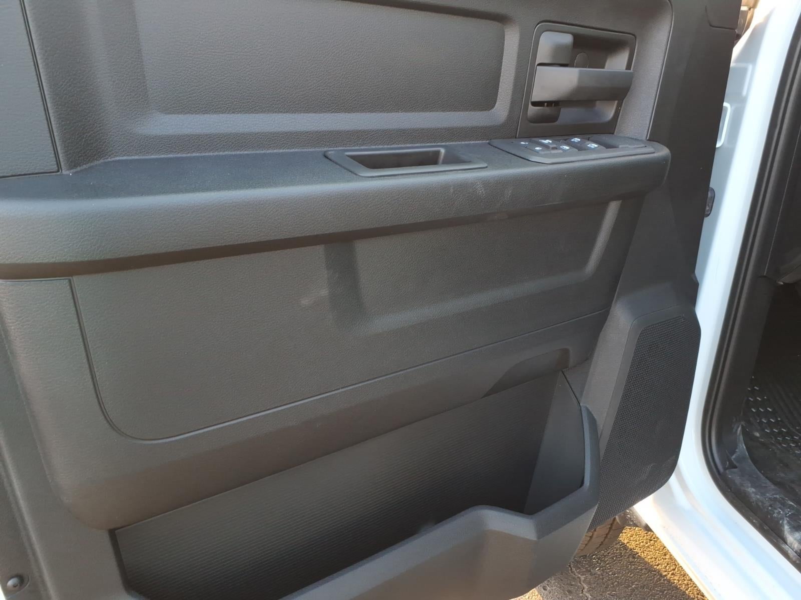 2026 RAM 2500 RAM 2500 TRADESMAN CREW CAB 4X4 6'4' BOX