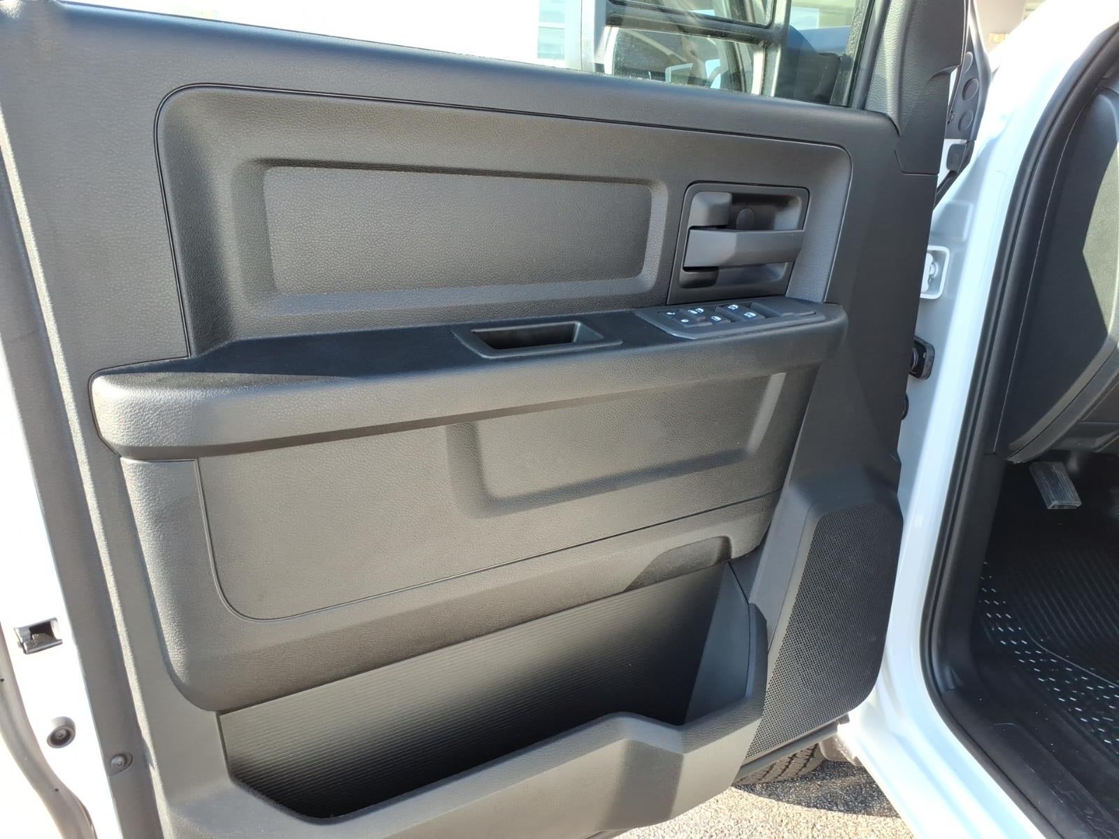 2026 RAM 2500 RAM 2500 TRADESMAN CREW CAB 4X4 6'4' BOX