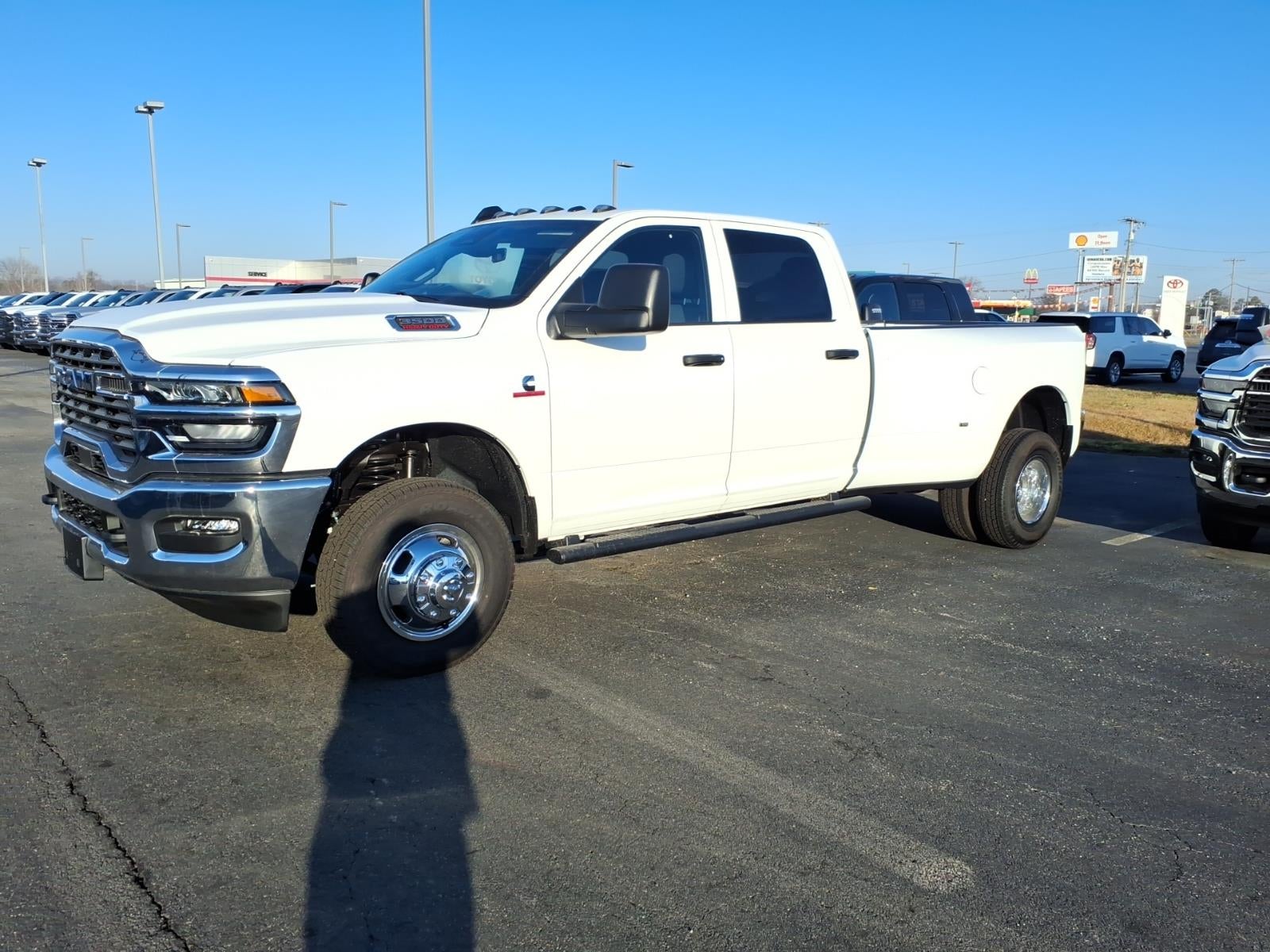 2026 RAM Ram 3500 RAM 3500 TRADESMAN CREW CAB 4X4 8' BOX
