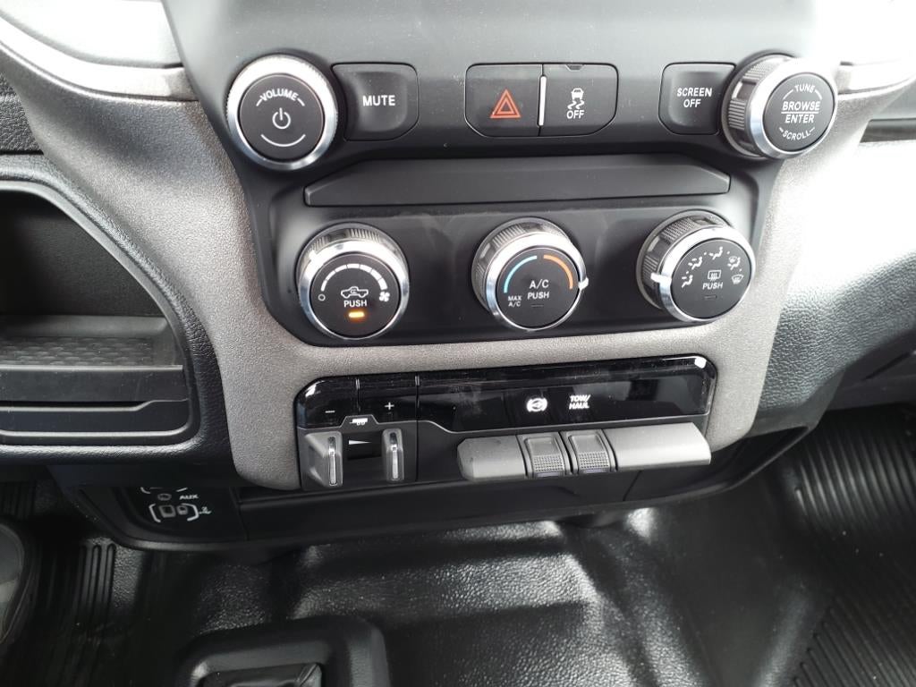 2024 RAM 3500 Tradesman Crew Cab 4x4 8' Box