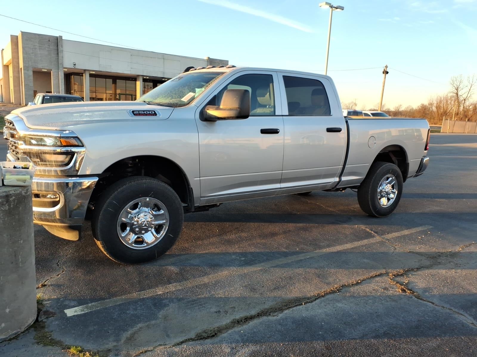 2026 RAM Ram 2500 RAM 2500 TRADESMAN CREW CAB 4X4 6'4' BOX
