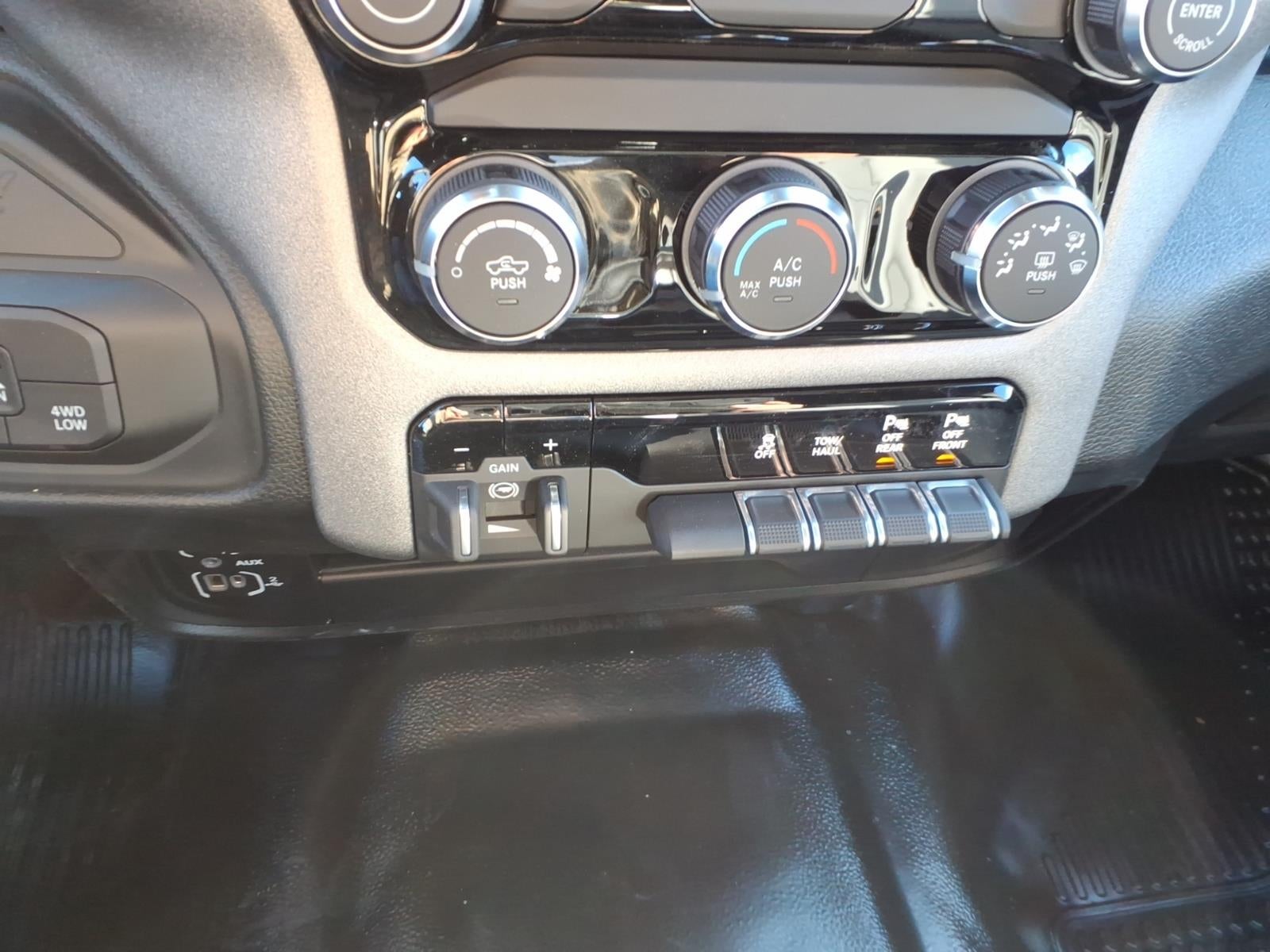 2026 RAM Ram 2500 RAM 2500 TRADESMAN CREW CAB 4X4 6'4' BOX