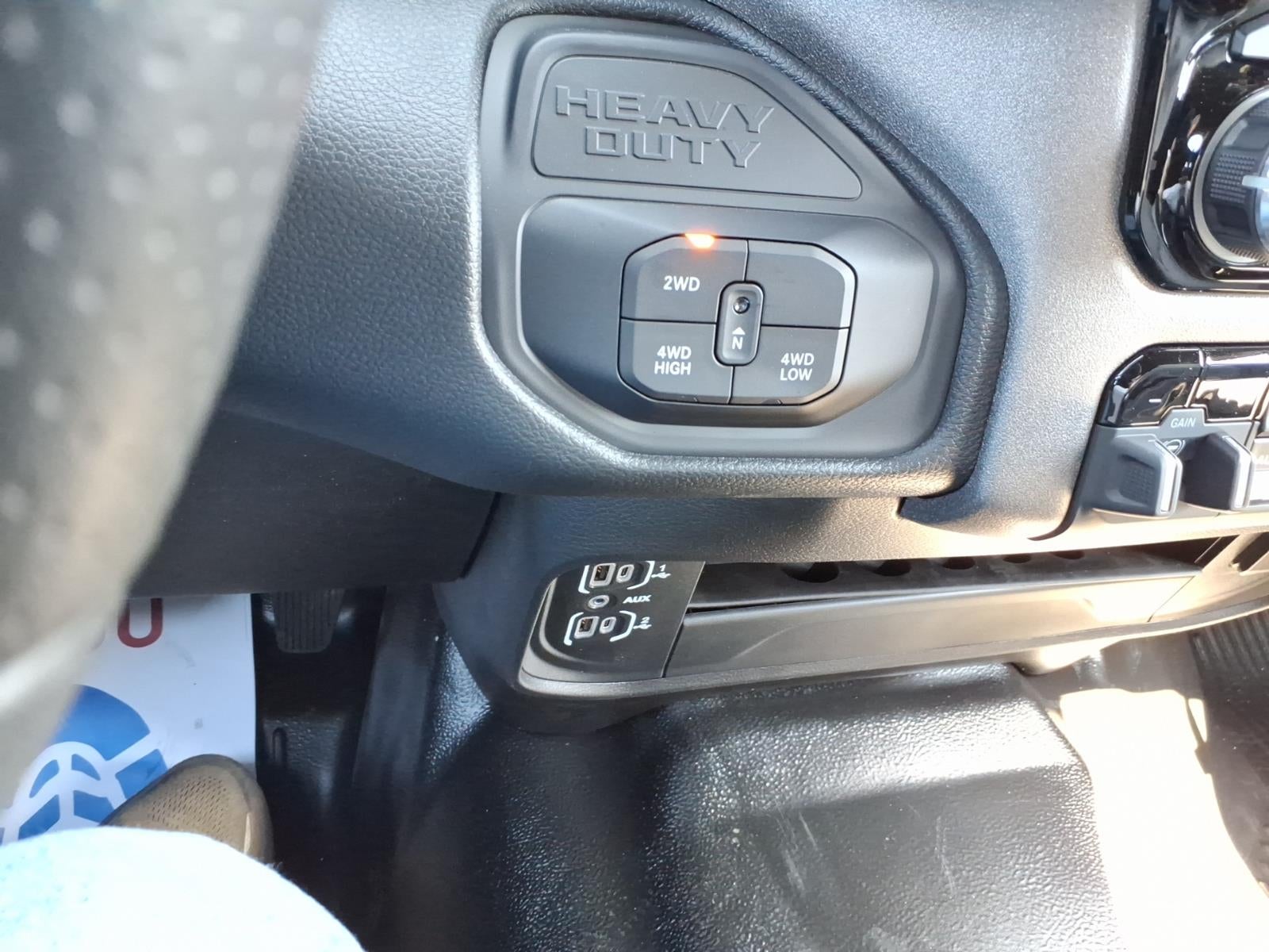 2026 RAM Ram 3500 RAM 3500 TRADESMAN CREW CAB 4X4 8' BOX