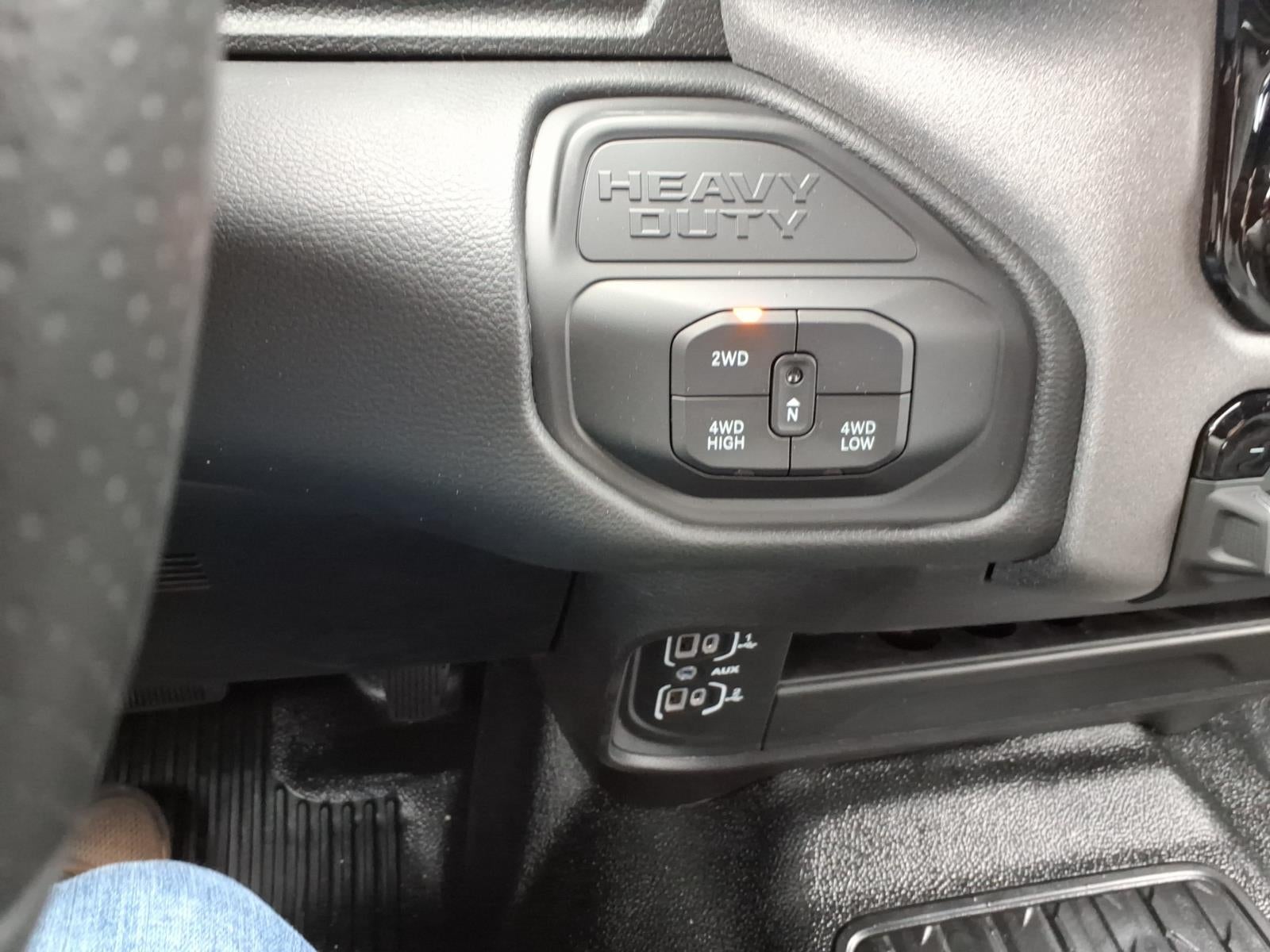 2026 RAM Ram 5500 Chassis Cab RAM 5500 TRADESMAN CHASSIS CREW CAB 4X4 60' CA