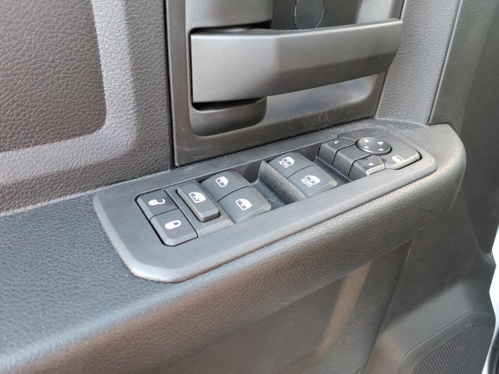 2026 RAM Ram 3500 Chassis Cab RAM 3500 TRADESMAN CREW CAB CHASSIS 4X4 60' CA