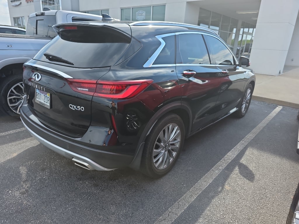 2023 INFINITI QX50 LUXE