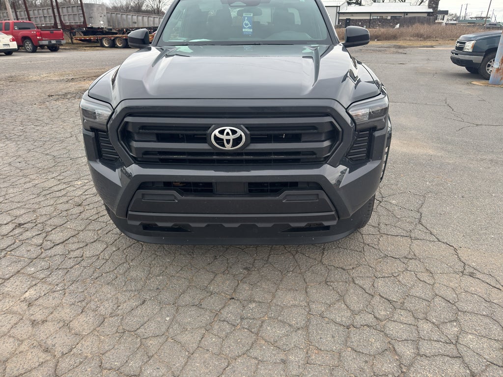 2025 Toyota Tacoma SR
