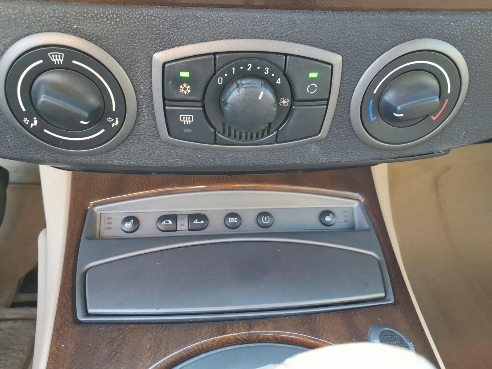 2004 BMW Z4 2.5i