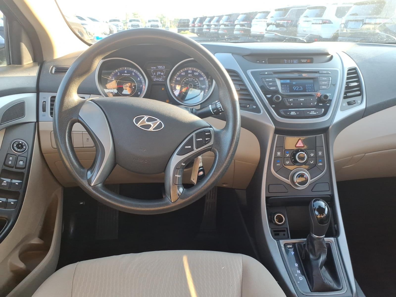 2016 Hyundai Elantra SE