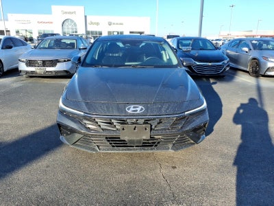2024 Hyundai Elantra Limited